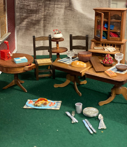 Miniature Set - Dining Room