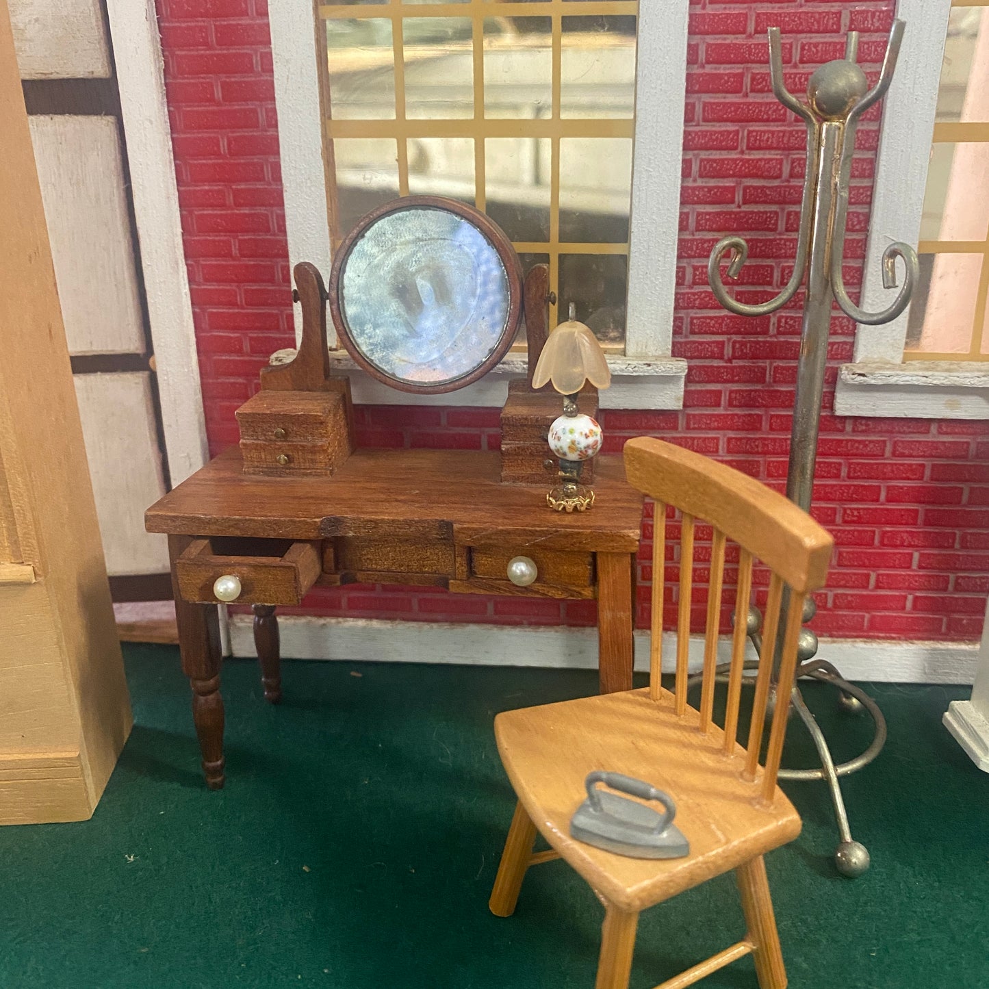 Miniature Set - Various furniture