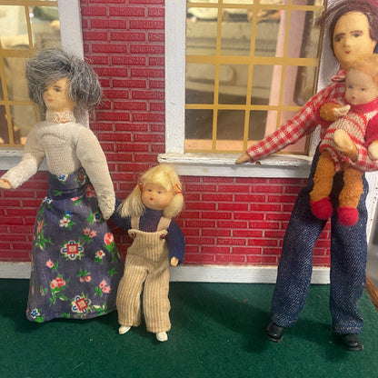 Miniature Set - Erna Meyer Doll Family