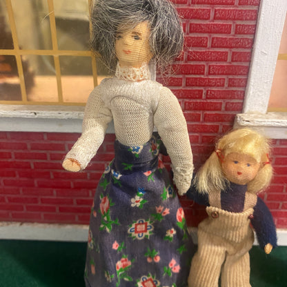 Miniature Set - Erna Meyer Doll Family